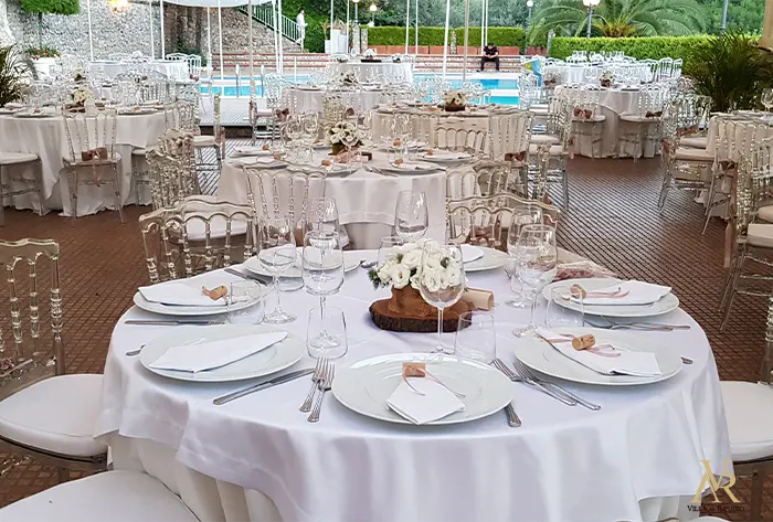 allestimento della tavola aperto villa al rifugio salerno