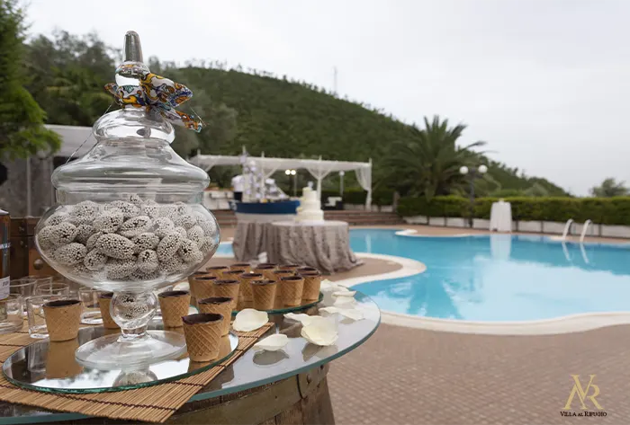 confettata matrimonio bordo piscina salerno